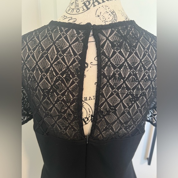 Lace Mini Dress - Picture 4 of 6